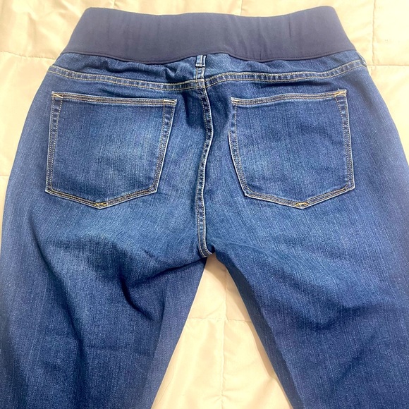 Gap long and lean maternity jeans - Picture 3 of 5